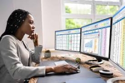 Data Analytics & Insights for Smarter Business Decisions